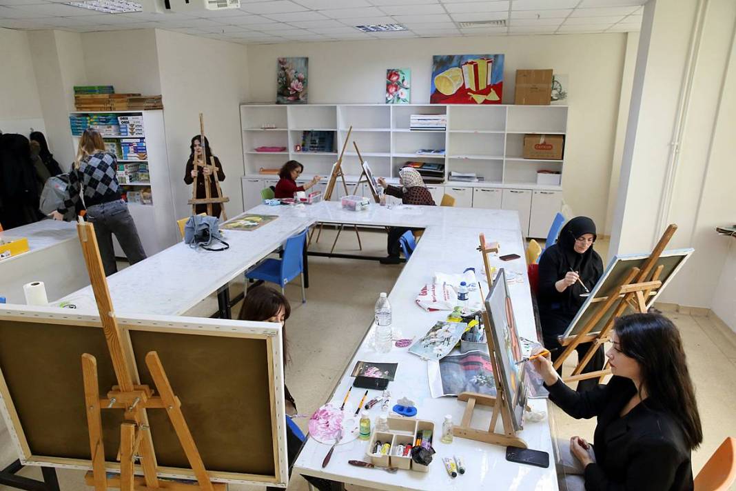 Mahalle baskısına boyun eğmedi, 81 yaşında ezberleri bozdu 13